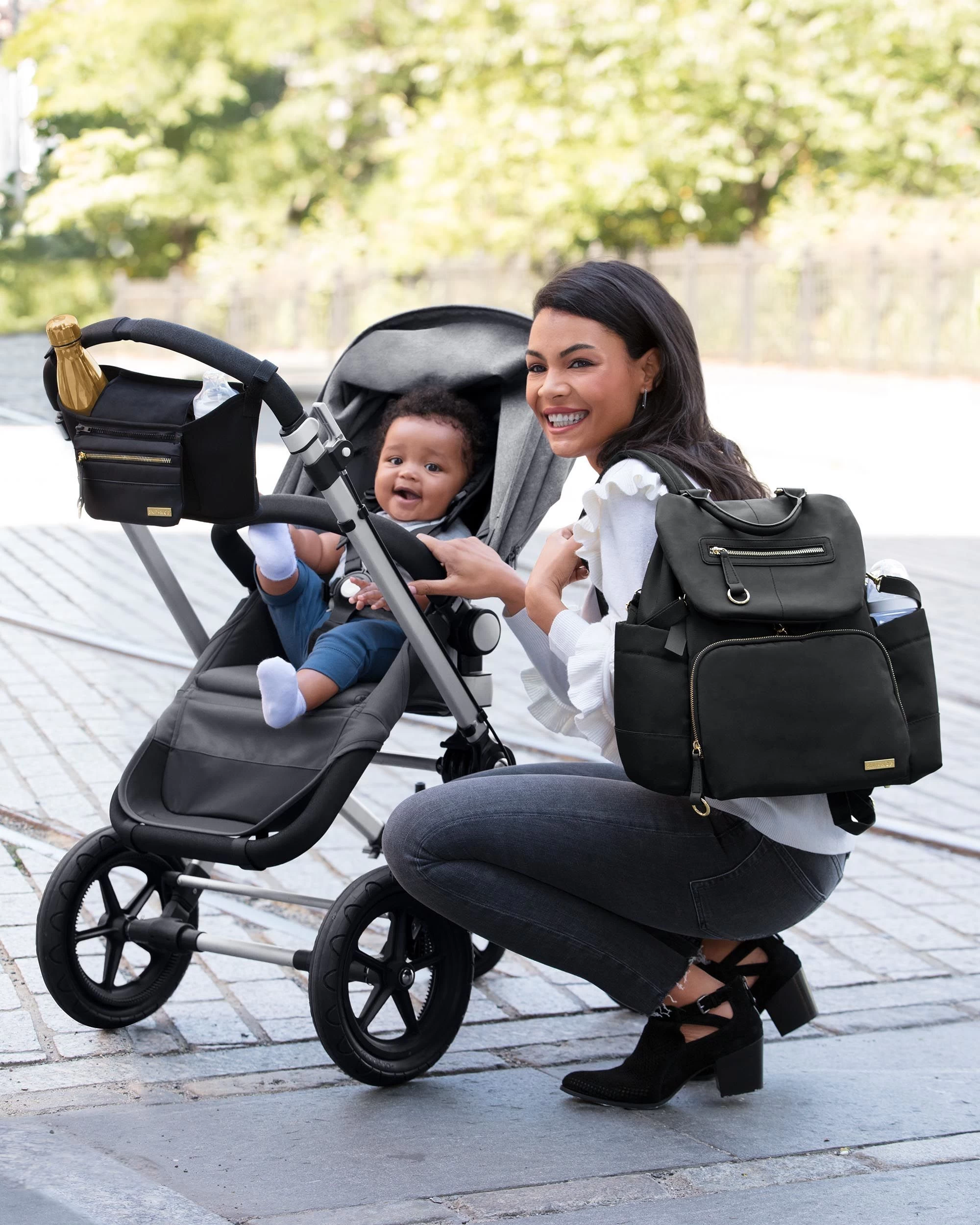 Skip Hop Grab & Go Luxe Stroller Organizer 7 Skip Hop Grab & Go Luxe Stroller Organizer - Image 5