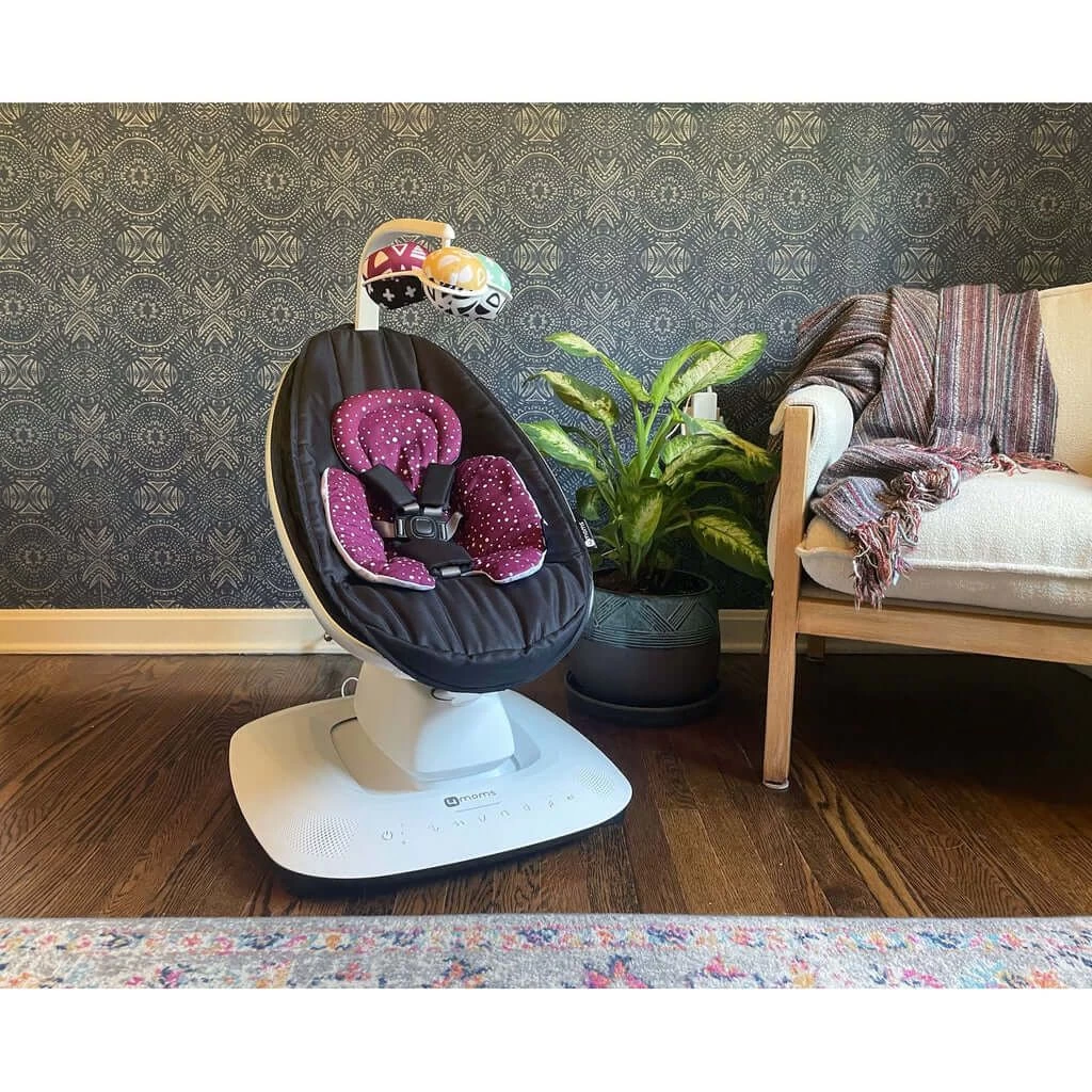 4Moms Mamaroo5 Multi Motion Baby Swing (2 Colors) 5 4Moms Mamaroo5 Multi Motion Baby Swing (2 Colors) - Image 3