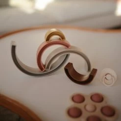 Mushie Rainbow Stacker (3 Colors) -Baby Product blondeboy 73 600x