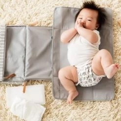 Petunia Pickle Bottom Crossover Clutch 13 Petunia Pickle Bottom Crossover Clutch -Baby Product crclgl 511 00 5 copy 400x