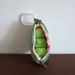 Manhattan Toy Farmer's Market Peas In A Pod Travel Toy -Baby Product dscf8116 1024x1024