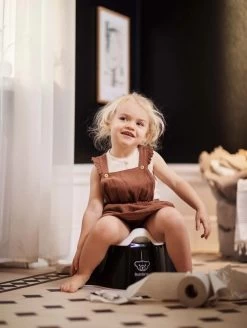 BabyBjorn Potty Chair (7 Colors) 17 BabyBjorn Potty Chair (7 Colors) -Baby Product en 055256 babybjorn potty chair black white lifestyle 02