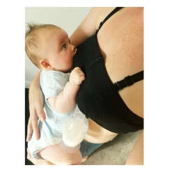 Haakaa Silicone Breast Pump Bra Black -Baby Product mhk041 b 0004 1
